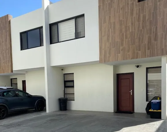 Casa en venta en Lomas del Valle - AD