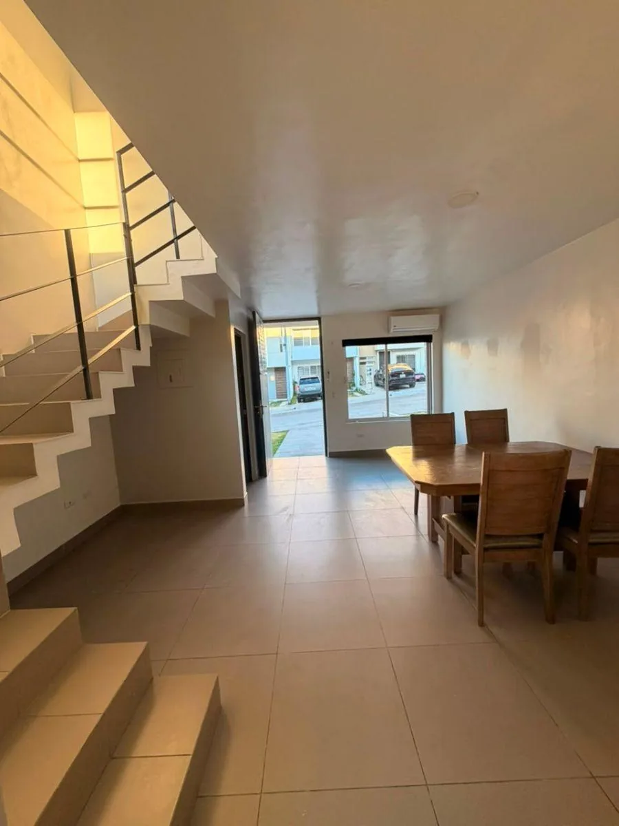 Casa en renta en La Roja Residencial - AM