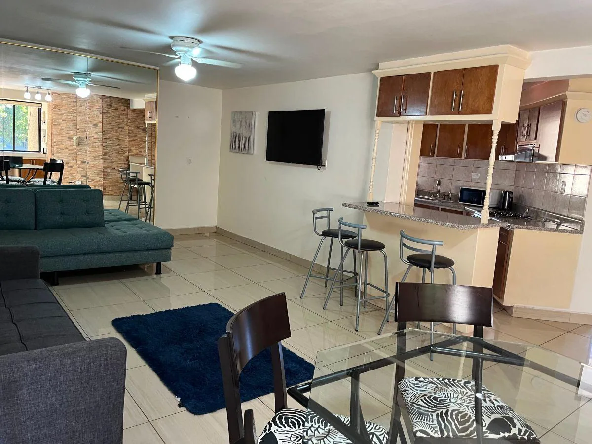 Departamento en renta en Zona Rio - JL