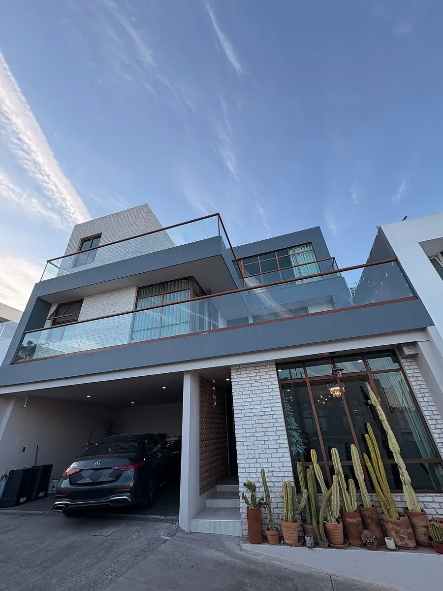 Casa en venta en jardines de aguacaliente - CR