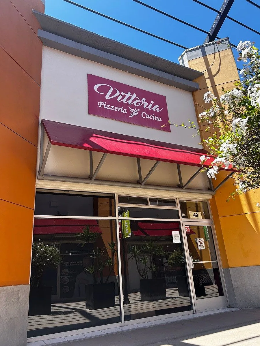 Traspaso de Pizzeria en Loma Bonita Norte - EF