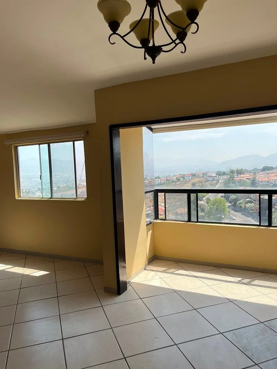 Departamento en Renta Residencial Agua Caliente - AG